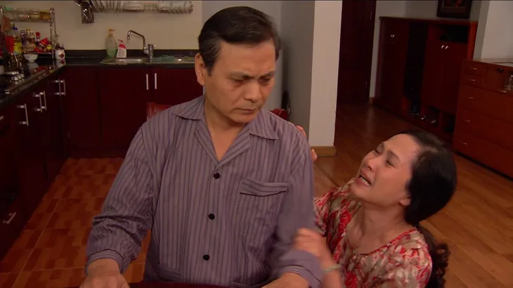 Phim Hoa hồng mua chịu - Tập 27: Công ty của Phương (Thu Quỳnh) bị nghi có hành động rửa tiền - Ảnh 5. Phim Hoa hồng mua chịu - Tập 27: Công ty của Phương (Thu Quỳnh) bị nghi có hành động rửa tiền - Ảnh 5.