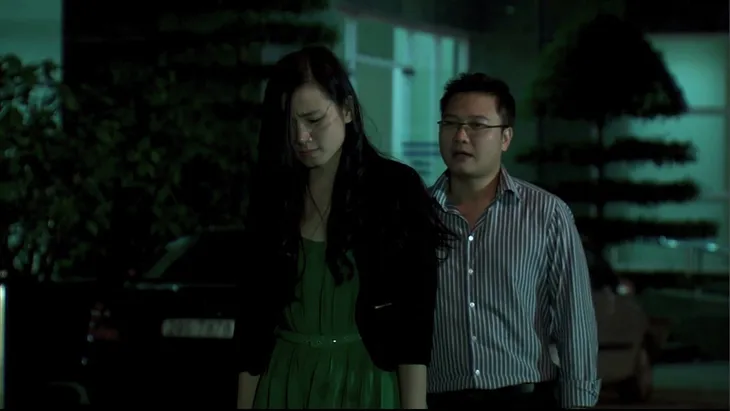 Phim Hoa cỏ may - Tập 16: Na (Nguyệt Hà) sống trong sợ hãi và tuyệt vọng - Ảnh 6. Phim Hoa cỏ may - Tập 16: Na (Nguyệt Hà) sống trong sợ hãi và tuyệt vọng - Ảnh 6.