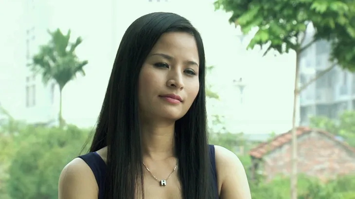 Phim Hoa cỏ may - Tập 14: Đan (Hạnh Sino) khiến mẹ Thái (Hải Anh) hết hồn vì tài nấu nướng - Ảnh 12. Phim Hoa cỏ may - Tập 14: Đan (Hạnh Sino) khiến mẹ Thái (Hải Anh) hết hồn vì tài nấu nướng - Ảnh 12.