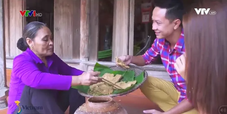 Lạ miệng cá thính, bánh tẻ tại miền quê của những người sành ăn - Ảnh 1. Lạ miệng cá thính, bánh tẻ tại miền quê của những người sành ăn - Ảnh 1.