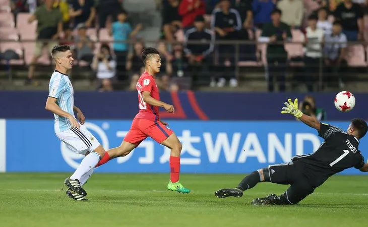 Kết quả FIFA U20 thế giới 2017: U20 Hàn Quốc 2-1 U20 Argentina, đội chủ nhà giành quyền đi tiếp - Ảnh 1. Kết quả FIFA U20 thế giới 2017: U20 Hàn Quốc 2-1 U20 Argentina, đội chủ nhà giành quyền đi tiếp - Ảnh 1.