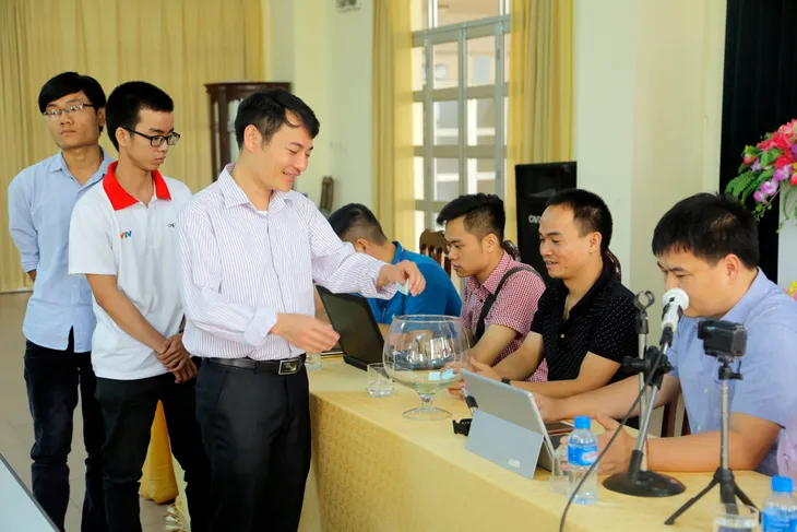Đã có kết quả bốc thăm chia bảng VCK Robocon Việt Nam 2017 - Ảnh 8. Đã có kết quả bốc thăm chia bảng VCK Robocon Việt Nam 2017 - Ảnh 8.