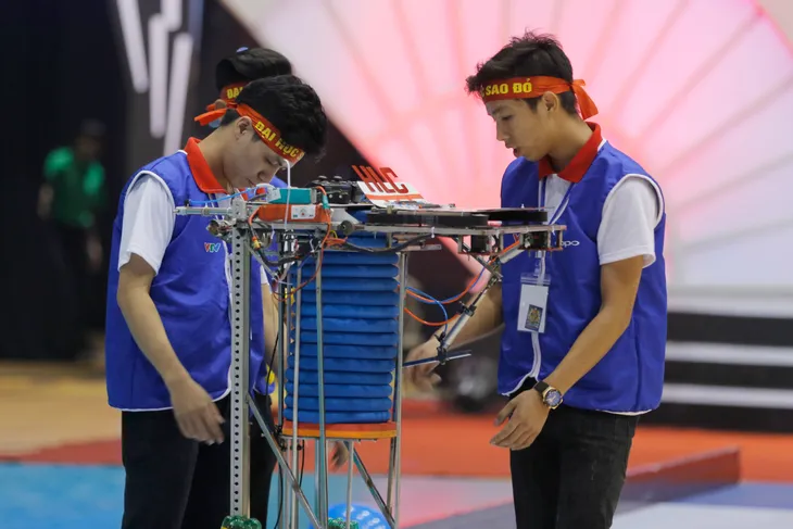 VCK Robocon Việt Nam 2017: Nhìn lại những hình ảnh tại hai bảng đấu tử thần - Ảnh 16. VCK Robocon Việt Nam 2017: Nhìn lại những hình ảnh tại hai bảng đấu tử thần - Ảnh 16.