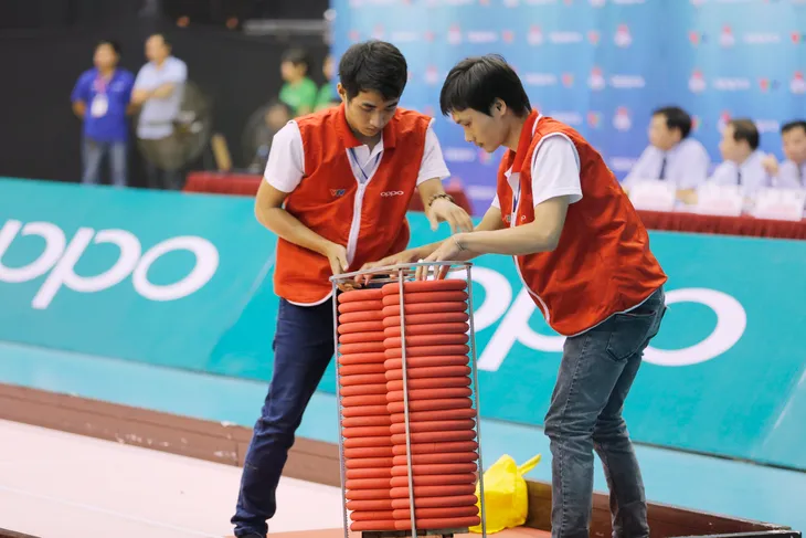 VCK Robocon Việt Nam 2017: Nhìn lại những hình ảnh tại vòng 1/8 - Ảnh 17. VCK Robocon Việt Nam 2017: Nhìn lại những hình ảnh tại vòng 1/8 - Ảnh 17.