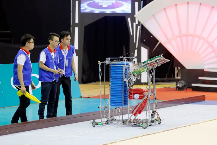 VCK Robocon Việt Nam 2017: Nhìn lại những hình ảnh tại vòng 1/8 - Ảnh 23. VCK Robocon Việt Nam 2017: Nhìn lại những hình ảnh tại vòng 1/8 - Ảnh 23.