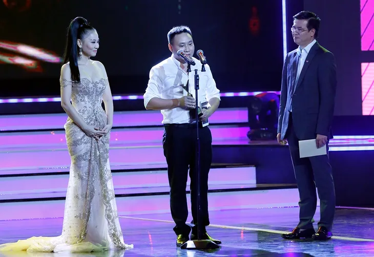 Hình ảnh hiếm thấy của người đàn ông thời sự Quang Minh - Ảnh 9. Hình ảnh hiếm thấy của người đàn ông thời sự Quang Minh - Ảnh 9.