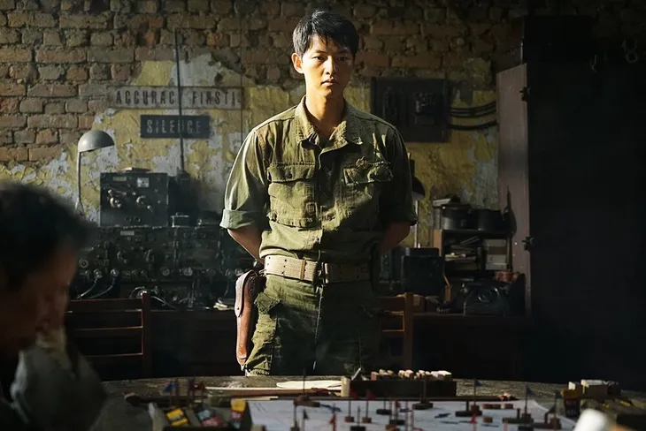 Chưa công chiếu nhưng phim mới của Song Joong Ki được 113 nước mua bản quyền phát hành - Ảnh 3. Chưa công chiếu nhưng phim mới của Song Joong Ki được 113 nước mua bản quyền phát hành - Ảnh 3.
