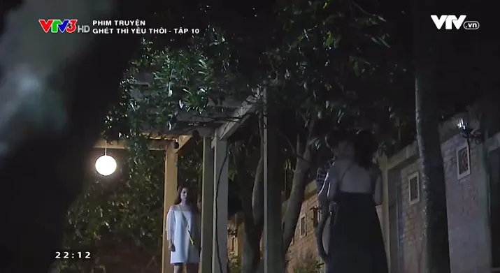 Ghét thì yêu thôi - Tập 10: Trong cơn say mèm, Du và Kim qua đêm cùng nhau - Ảnh 7. Ghét thì yêu thôi - Tập 10: Trong cơn say mèm, Du và Kim qua đêm cùng nhau - Ảnh 7.