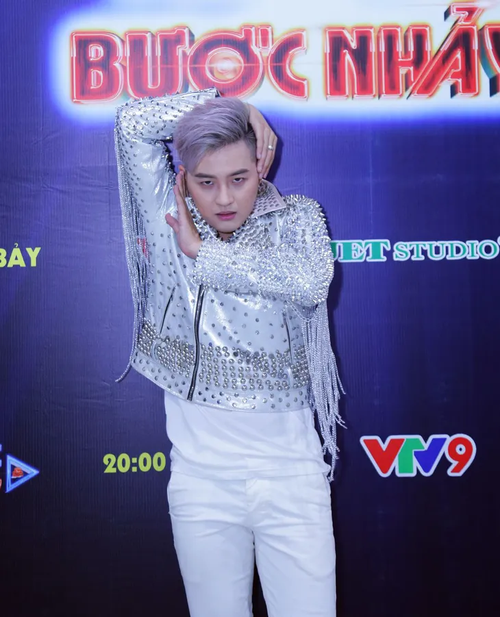 Âm nhạc và Bước nhảy: Thanh Duy Idol tạo dáng bá đạo như mỹ nhân Hàn Quốc - Ảnh 4. Âm nhạc và Bước nhảy: Thanh Duy Idol tạo dáng bá đạo như mỹ nhân Hàn Quốc - Ảnh 4.