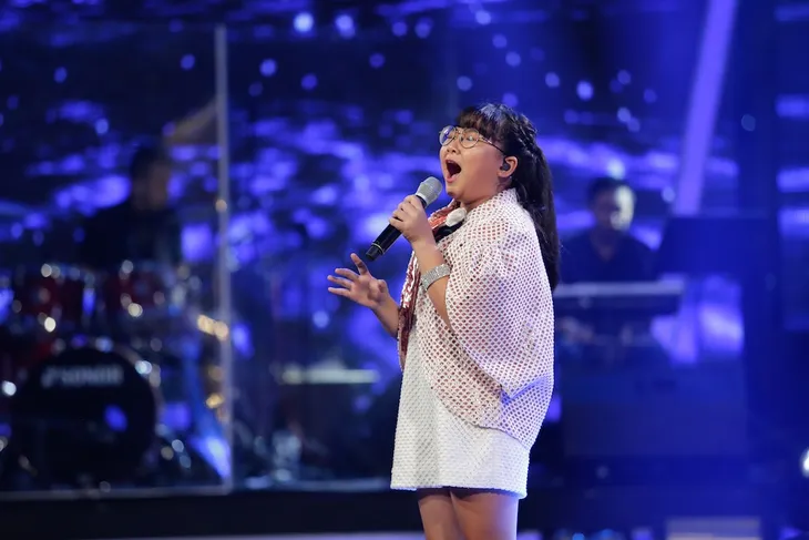 Vietnam Idol Kids: Hát nhạc Phan Mạnh Quỳnh, hoàng tử Bolero làm xiêu lòng Isaac - Ảnh 6. Vietnam Idol Kids: Hát nhạc Phan Mạnh Quỳnh, hoàng tử Bolero làm xiêu lòng Isaac - Ảnh 6.