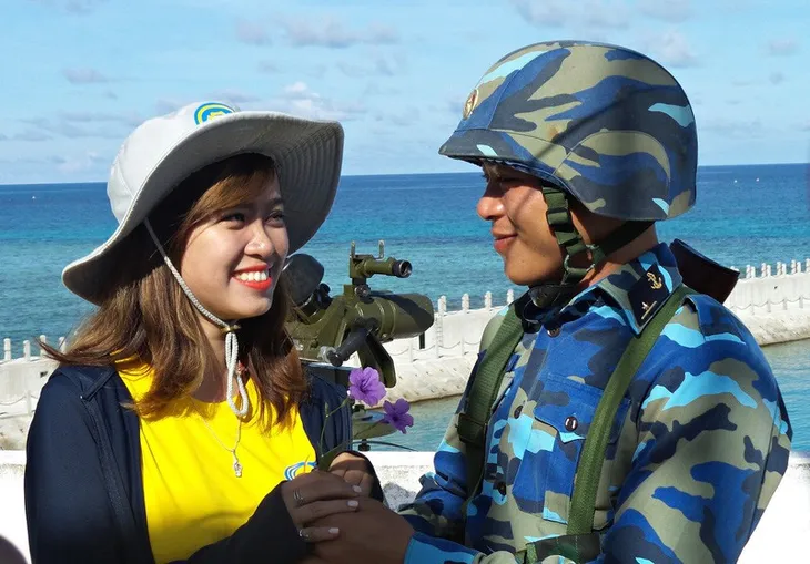 VTV News giành cú đúp tại LHTHTQ lần thứ 37 - Ảnh 2. VTV News giành cú đúp tại LHTHTQ lần thứ 37 - Ảnh 2.