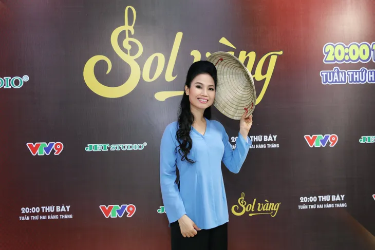 Ca sĩ Thùy Trang bất ngờ tái xuất ở Sol Vàng tháng 9 - Ảnh 1. Ca sĩ Thùy Trang bất ngờ tái xuất ở Sol Vàng tháng 9 - Ảnh 1.