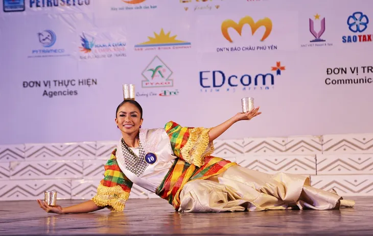 Ấn tượng trước tài năng của thí sinh Hoa hậu Hữu nghị ASEAN - Ảnh 13. Ấn tượng trước tài năng của thí sinh Hoa hậu Hữu nghị ASEAN - Ảnh 13.