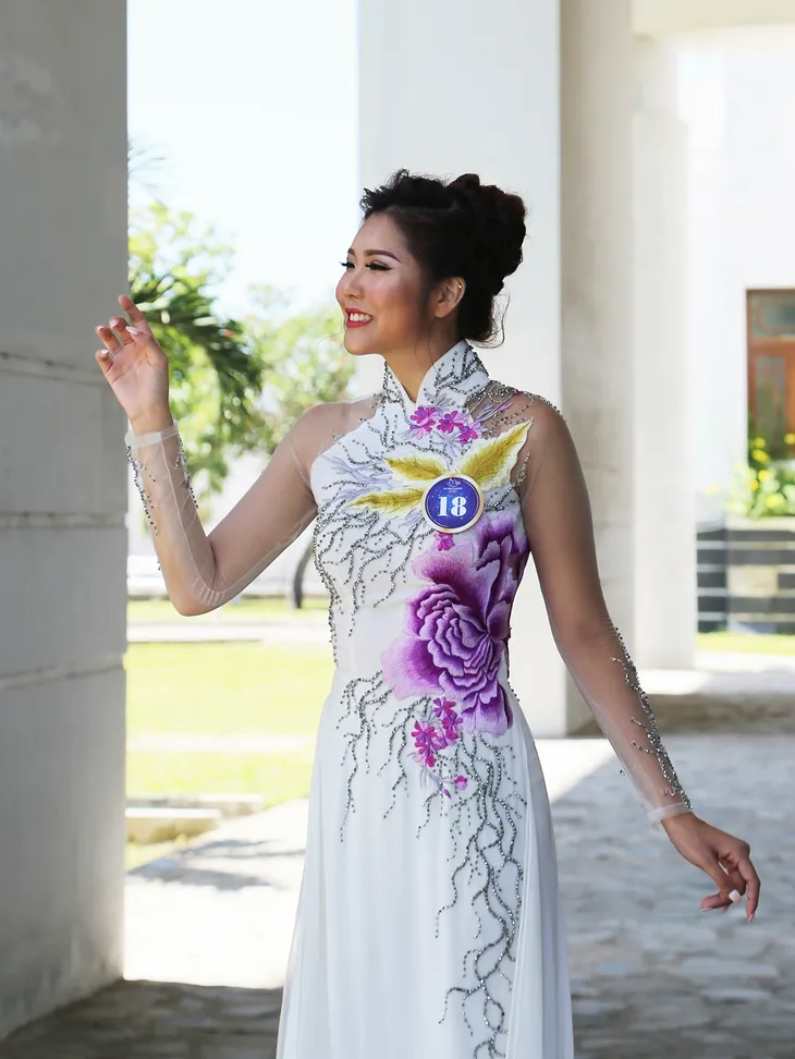 Dàn thí sinh Hoa hậu Hữu nghị ASEAN duyên dáng với áo dài thướt tha - Ảnh 8. Dàn thí sinh Hoa hậu Hữu nghị ASEAN duyên dáng với áo dài thướt tha - Ảnh 8.