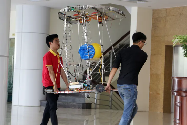 Robocon Việt Nam 2017: Các đội tuyển đã “cập bến” Ninh Bình - Ảnh 13. Robocon Việt Nam 2017: Các đội tuyển đã “cập bến” Ninh Bình - Ảnh 13.