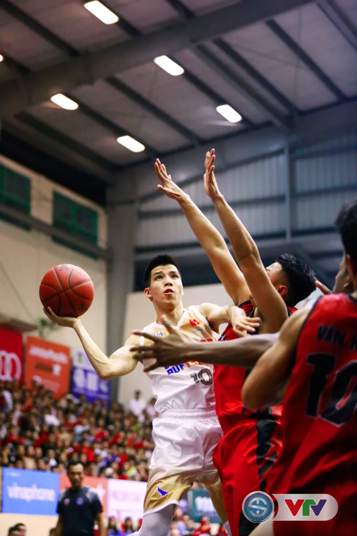 ẢNH: Thang Long Warriors lần thứ ba chiến thắng tại trận derby bóng rổ Thủ đô - Ảnh 19. ẢNH: Thang Long Warriors lần thứ ba chiến thắng tại trận derby bóng rổ Thủ đô - Ảnh 19.