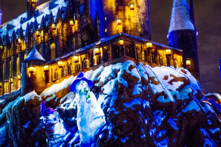 Trải nghiệm Giáng sinh kiểu Harry Potter tại phim trường Universal, Mỹ - Ảnh 3. Trải nghiệm Giáng sinh kiểu Harry Potter tại phim trường Universal, Mỹ - Ảnh 3.