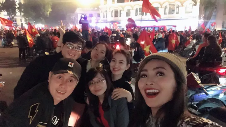 Dàn MC VTV nô nức khoe ảnh mừng U23 Việt Nam chiến thắng - Ảnh 1. Dàn MC VTV nô nức khoe ảnh mừng U23 Việt Nam chiến thắng - Ảnh 1.