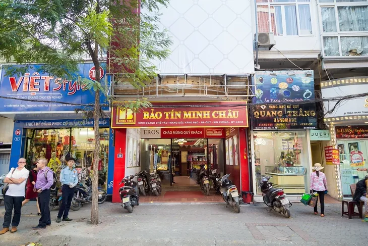 Những lưu ý bạn cần biết khi lựa chọn trang sức cưới - Ảnh 5. Những lưu ý bạn cần biết khi lựa chọn trang sức cưới - Ảnh 5.