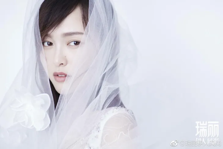 Xinh như thế này bảo sao fan của Đường Yên không mê mẩn! - Ảnh 6. Xinh như thế này bảo sao fan của Đường Yên không mê mẩn! - Ảnh 6.