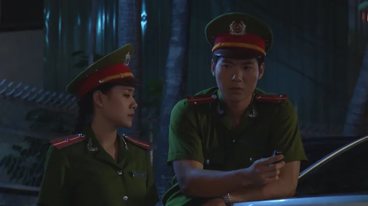 Phim Đánh tráo số phận - Tập 5: Linh Bạch hổ (Nhung Kate) bị truy tìm ráo riết - Ảnh 7. Phim Đánh tráo số phận - Tập 5: Linh Bạch hổ (Nhung Kate) bị truy tìm ráo riết - Ảnh 7.