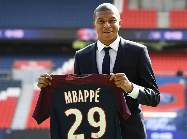 Cũng chi 180 triệu Euro, Real Madrid vẫn không có được Mbappe - Ảnh 1. Cũng chi 180 triệu Euro, Real Madrid vẫn không có được Mbappe - Ảnh 1.