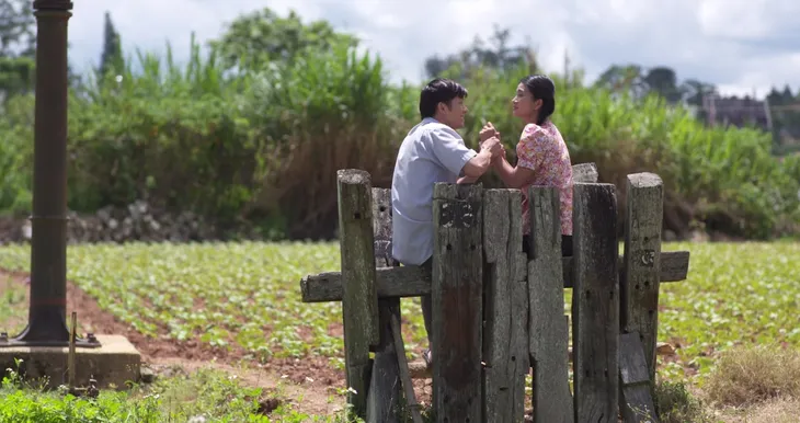 Phim Mộng phù hoa - Tập 2: Ba Trang (Kim Tuyến) sống cuộc đời tù túng, suýt bị ba dượng hãm hại - Ảnh 12. Phim Mộng phù hoa - Tập 2: Ba Trang (Kim Tuyến) sống cuộc đời tù túng, suýt bị ba dượng hãm hại - Ảnh 12.