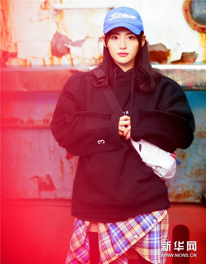 Trương Gia Nghê khoe hình ảnh tomboy cá tính - Ảnh 2. Trương Gia Nghê khoe hình ảnh tomboy cá tính - Ảnh 2.