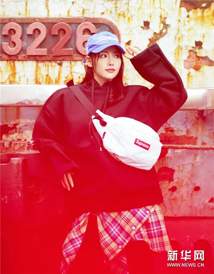 Trương Gia Nghê khoe hình ảnh tomboy cá tính - Ảnh 6. Trương Gia Nghê khoe hình ảnh tomboy cá tính - Ảnh 6.