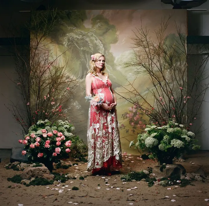 Kirsten Dunst công bố ảnh mang bầu - Ảnh 3. Kirsten Dunst công bố ảnh mang bầu - Ảnh 3.