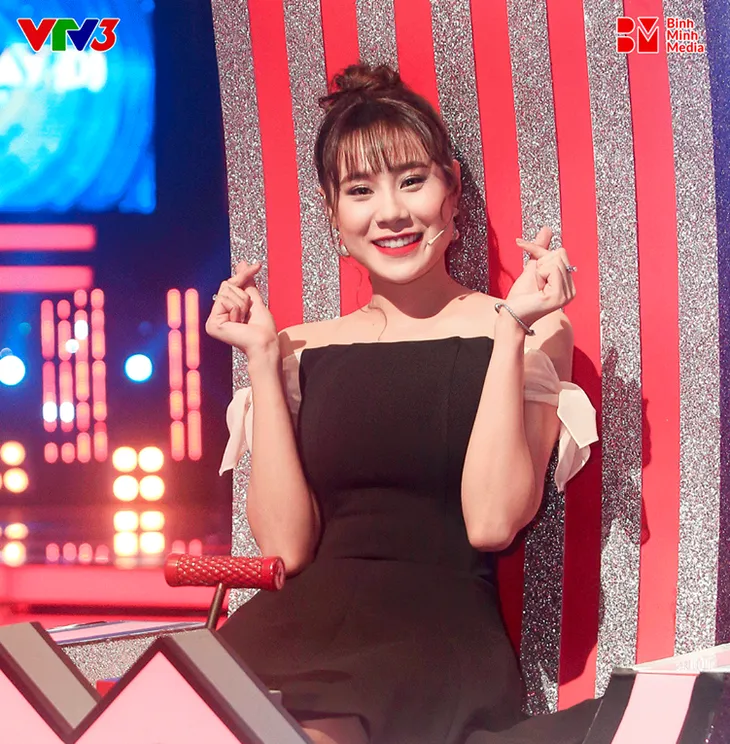 Khả Như, Don Nguyễn, Vũ Hà, Hồ Bích Trâm say hot boy sườn chua ngọt - Ảnh 1. Khả Như, Don Nguyễn, Vũ Hà, Hồ Bích Trâm say hot boy sườn chua ngọt - Ảnh 1.