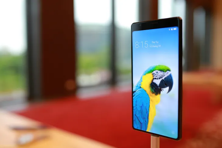 Cận cảnh bom tấn smartphone Bphone 3 của Bkav - Ảnh 1. Cận cảnh bom tấn smartphone Bphone 3 của Bkav - Ảnh 1.
