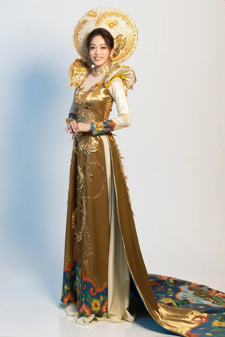 Hé lộ bộ trang phục dân tộc Á hậu Phương Nga dự thi Miss Grand International 2018 - Ảnh 5. Hé lộ bộ trang phục dân tộc Á hậu Phương Nga dự thi Miss Grand International 2018 - Ảnh 5.