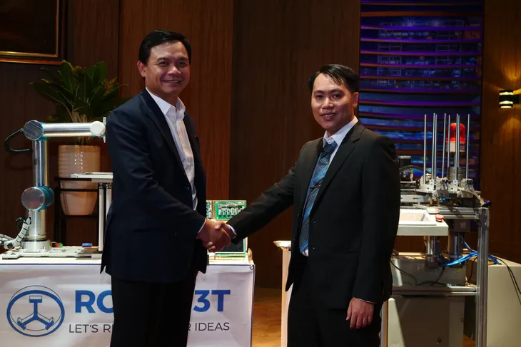 Á quân Startup Wheel 2017 được shark Phú hỗ trợ 500.000 USD trong tập cuối Shark Tank Việt Nam - Ảnh 5. Á quân Startup Wheel 2017 được shark Phú hỗ trợ 500.000 USD trong tập cuối Shark Tank Việt Nam - Ảnh 5.