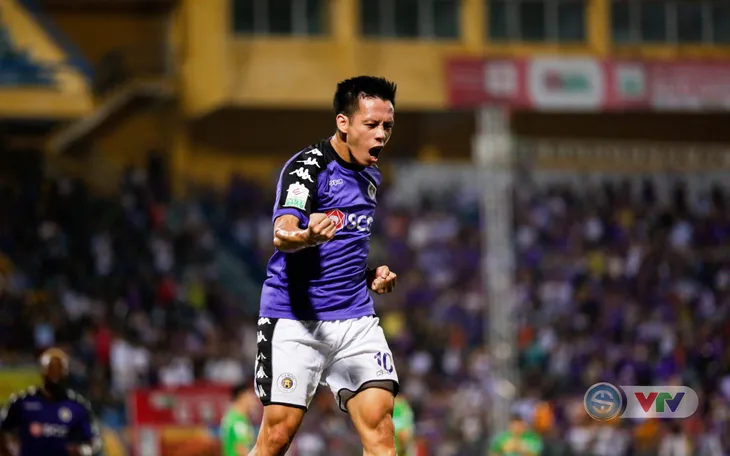 CLB Hà Nội thắng lớn tại hạng mục danh hiệu cá nhân V.League 2018 - Ảnh 1. CLB Hà Nội thắng lớn tại hạng mục danh hiệu cá nhân V.League 2018 - Ảnh 1.