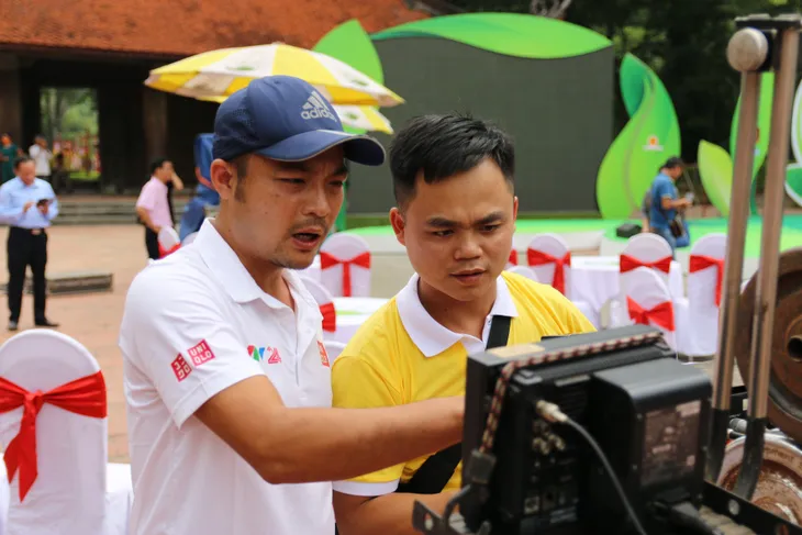 Cặp lá yêu thương 3 năm: Những hình ảnh từ Thanh Hóa - Ảnh 2. Cặp lá yêu thương 3 năm: Những hình ảnh từ Thanh Hóa - Ảnh 2.