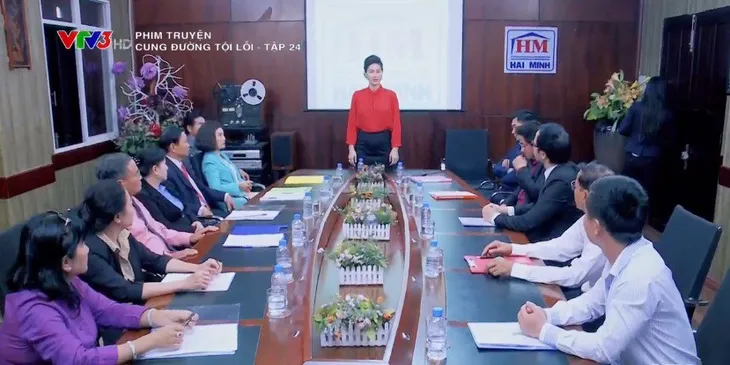 Cung đường tội lỗi - Tập 24: Bà Tuyết hả hê nhìn chồng hôn mê, nhân tình leo lên ghế Chủ tịch - Ảnh 1. Cung đường tội lỗi - Tập 24: Bà Tuyết hả hê nhìn chồng hôn mê, nhân tình leo lên ghế Chủ tịch - Ảnh 1.