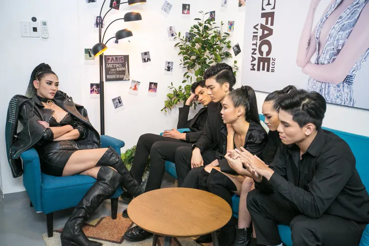 The Face Vietnam 2018: Thất bại ở thử thách đầu tiên, Thanh Hằng tức giận đưa Lệ Nam vào phòng loại? - Ảnh 1. The Face Vietnam 2018: Thất bại ở thử thách đầu tiên, Thanh Hằng tức giận đưa Lệ Nam vào phòng loại? - Ảnh 1.