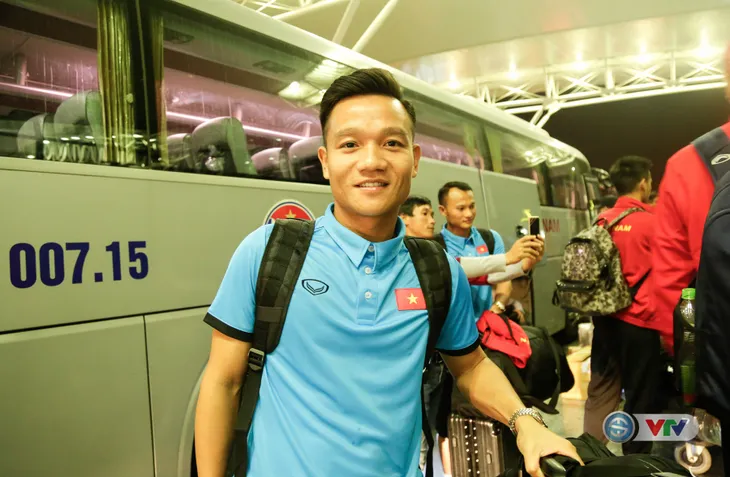 ẢNH: Chuẩn bị cho AFF Cup 2018, ĐT Việt Nam lên đường sang Hàn Quốc tập huấn - Ảnh 1. ẢNH: Chuẩn bị cho AFF Cup 2018, ĐT Việt Nam lên đường sang Hàn Quốc tập huấn - Ảnh 1.