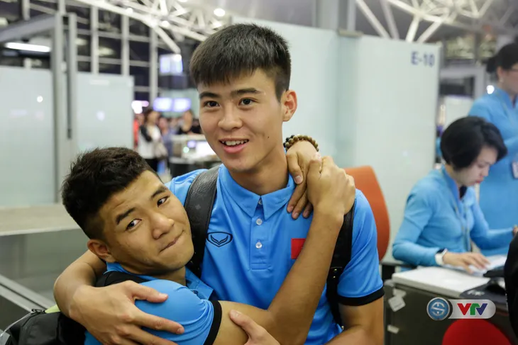 ẢNH: Chuẩn bị cho AFF Cup 2018, ĐT Việt Nam lên đường sang Hàn Quốc tập huấn - Ảnh 10. ẢNH: Chuẩn bị cho AFF Cup 2018, ĐT Việt Nam lên đường sang Hàn Quốc tập huấn - Ảnh 10.