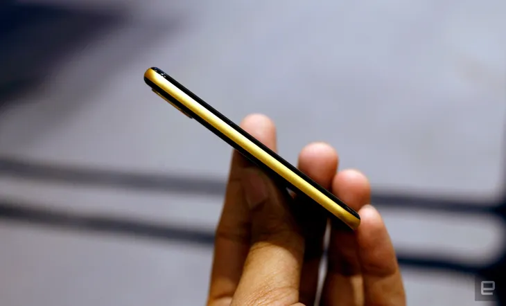 Huyền thoại Palm chính thức hồi sinh với chiếc smartphone hạt tiêu - Ảnh 3. Huyền thoại Palm chính thức hồi sinh với chiếc smartphone hạt tiêu - Ảnh 3.