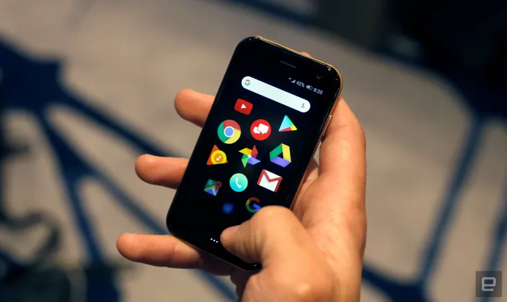Huyền thoại Palm chính thức hồi sinh với chiếc smartphone hạt tiêu - Ảnh 8. Huyền thoại Palm chính thức hồi sinh với chiếc smartphone hạt tiêu - Ảnh 8.