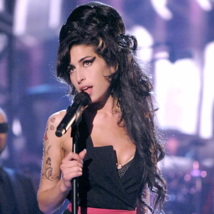 Cuộc đời của nữ danh ca quá cố Amy Winehouse sẽ được dựng thành phim - Ảnh 1. Cuộc đời của nữ danh ca quá cố Amy Winehouse sẽ được dựng thành phim - Ảnh 1.