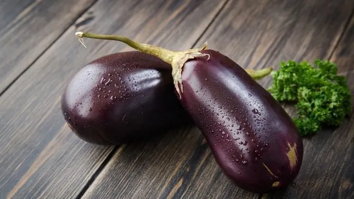 8 loại trái cây và rau củ màu tím bạn nên ăn hàng ngày - Ảnh 9. 8 loại trái cây và rau củ màu tím bạn nên ăn hàng ngày - Ảnh 9.