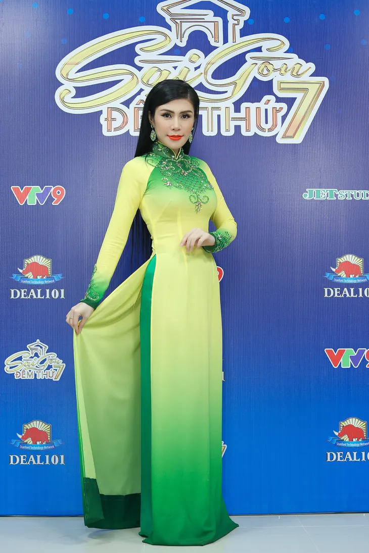 Uyên Trang: “Nếu cần tôi sẽ dựa vào gia đình chứ không phải đàn ông” - Ảnh 2. Uyên Trang: “Nếu cần tôi sẽ dựa vào gia đình chứ không phải đàn ông” - Ảnh 2.