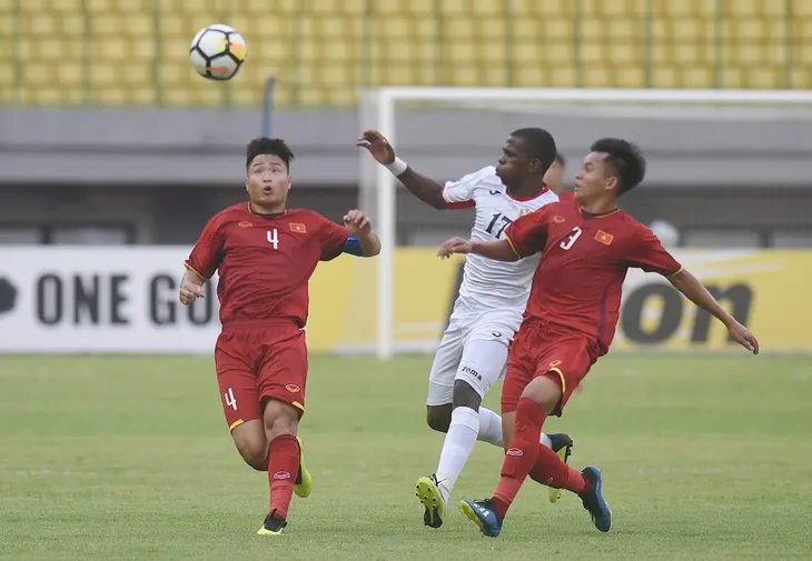 U19 Việt Nam - U19 Australia: Vượt qua khó khăn! (16h00 ngày 22/10, trực tiếp trên VTV6) - Ảnh 1. U19 Việt Nam - U19 Australia: Vượt qua khó khăn! (16h00 ngày 22/10, trực tiếp trên VTV6) - Ảnh 1.