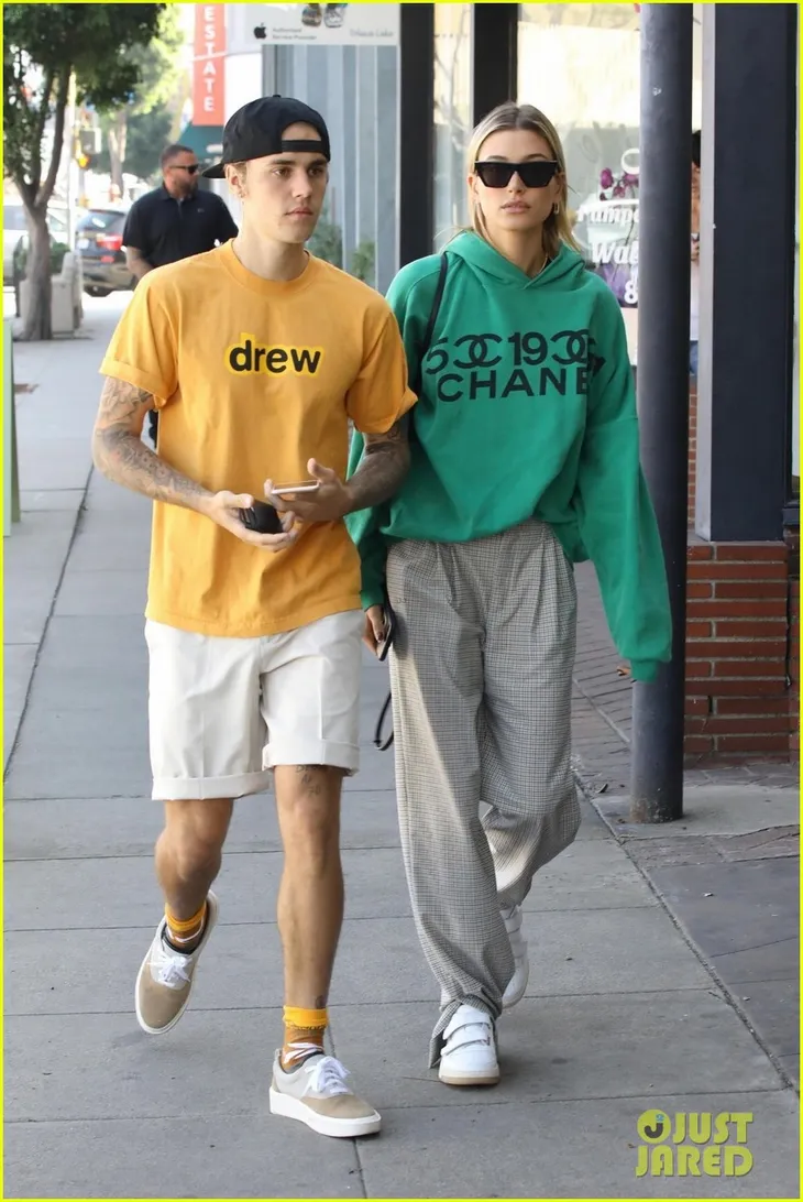 Justin Bieber và hôn thê cứ thế này bảo sao Selena Gomez không ốm - Ảnh 6. Justin Bieber và hôn thê cứ thế này bảo sao Selena Gomez không ốm - Ảnh 6.