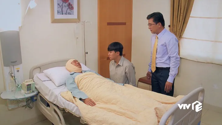 Cung đường tội lỗi - Tập 27: Giây phút đoàn tụ đầy xúc động của Quân với cha ruột - Ảnh 1. Cung đường tội lỗi - Tập 27: Giây phút đoàn tụ đầy xúc động của Quân với cha ruột - Ảnh 1.