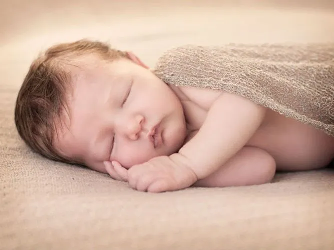 Vì sao không nên dùng gối khi ngủ? - Ảnh 1. Vì sao không nên dùng gối khi ngủ? - Ảnh 1.