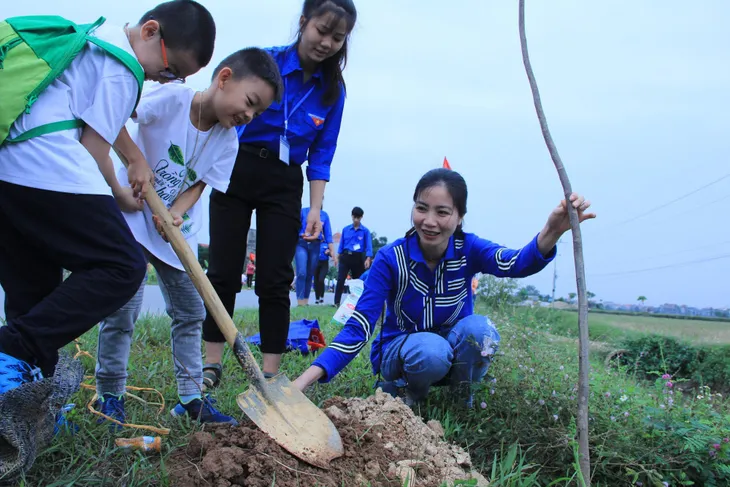Thế hệ trẻ chung tay trồng 10.000 cây xanh mỗi năm - Ảnh 3.